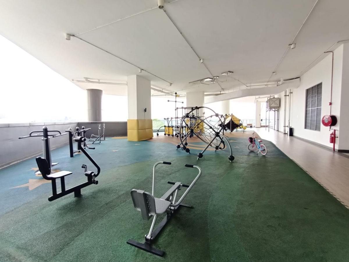 R&F Princess Cove Premium Homestay Famaily Johor Bahru Exteriér fotografie